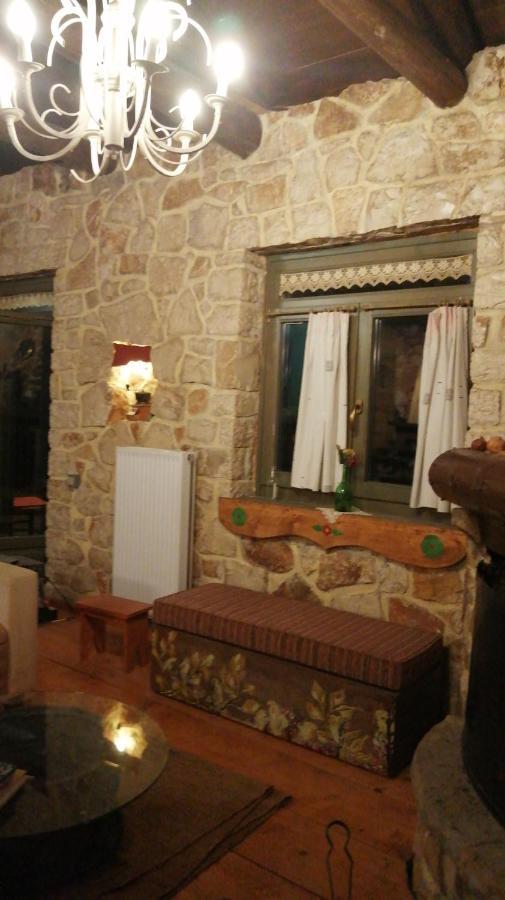 Yono'S Traditional House Ano Ravenia Extérieur photo