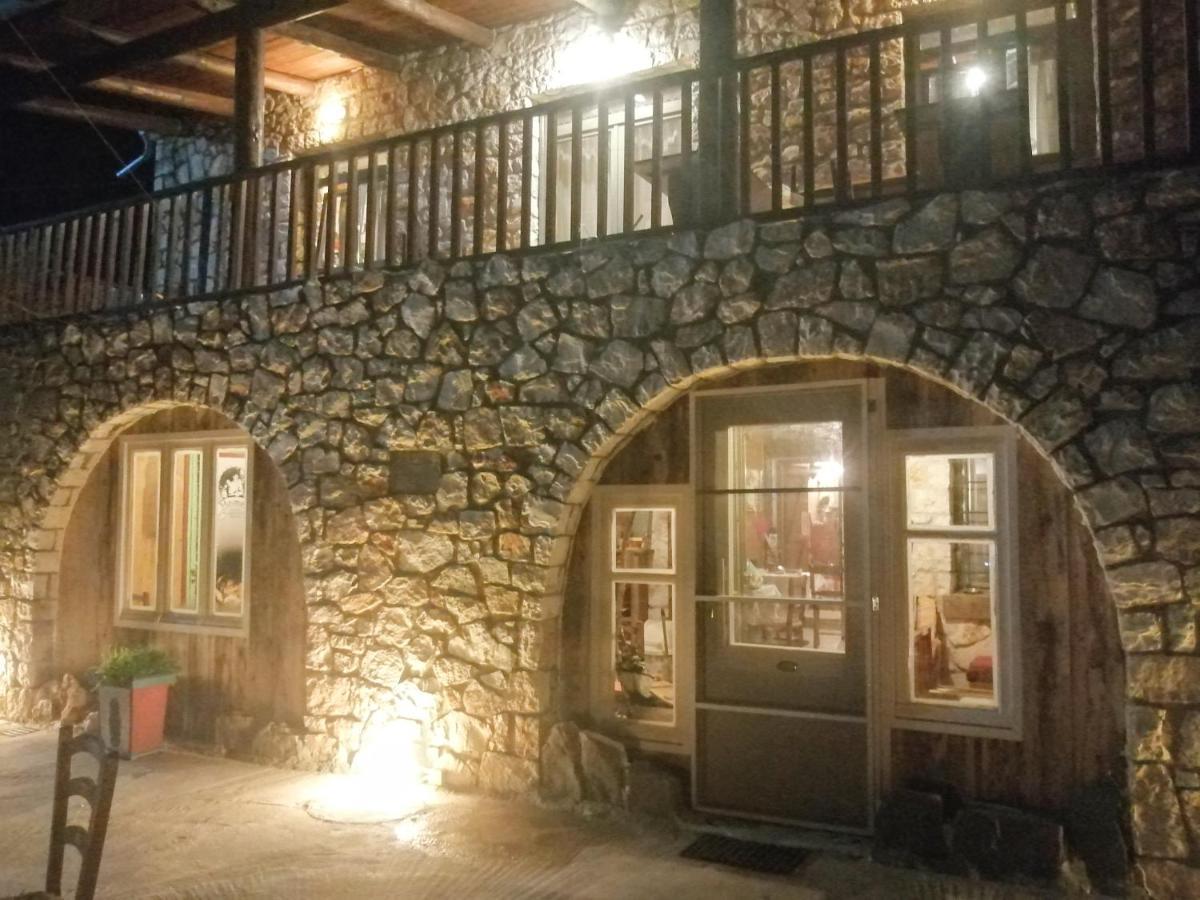 Yono'S Traditional House Ano Ravenia Extérieur photo
