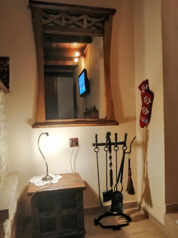 Yono'S Traditional House Ano Ravenia Extérieur photo
