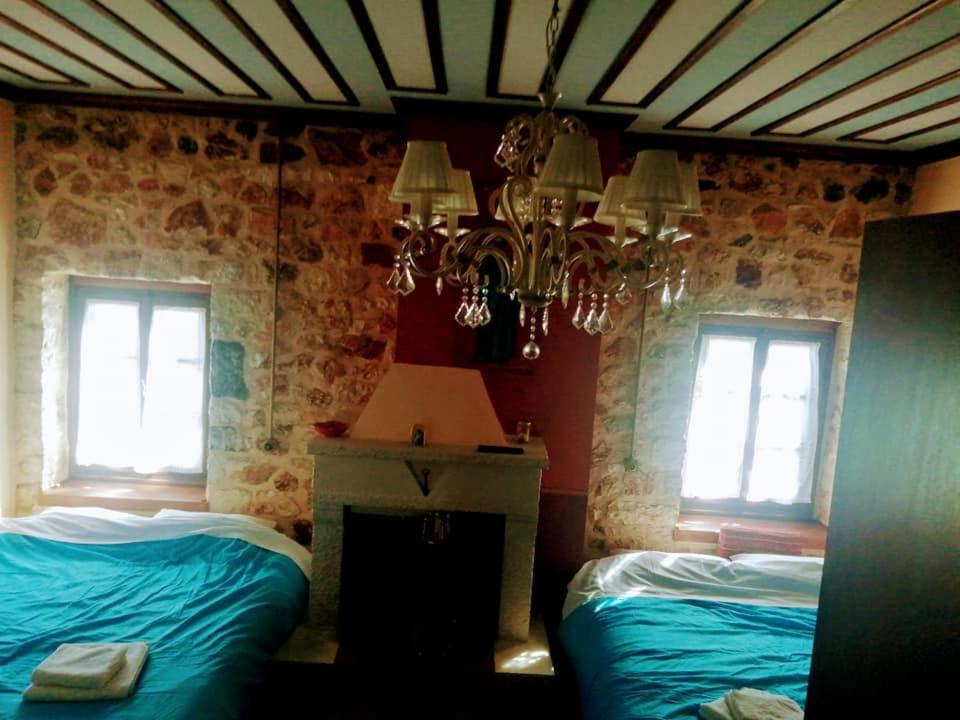Yono'S Traditional House Ano Ravenia Extérieur photo