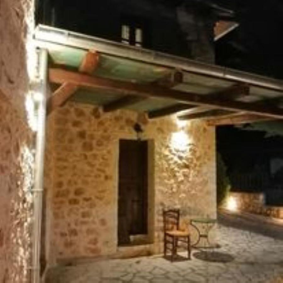 Yono'S Traditional House Ano Ravenia Extérieur photo