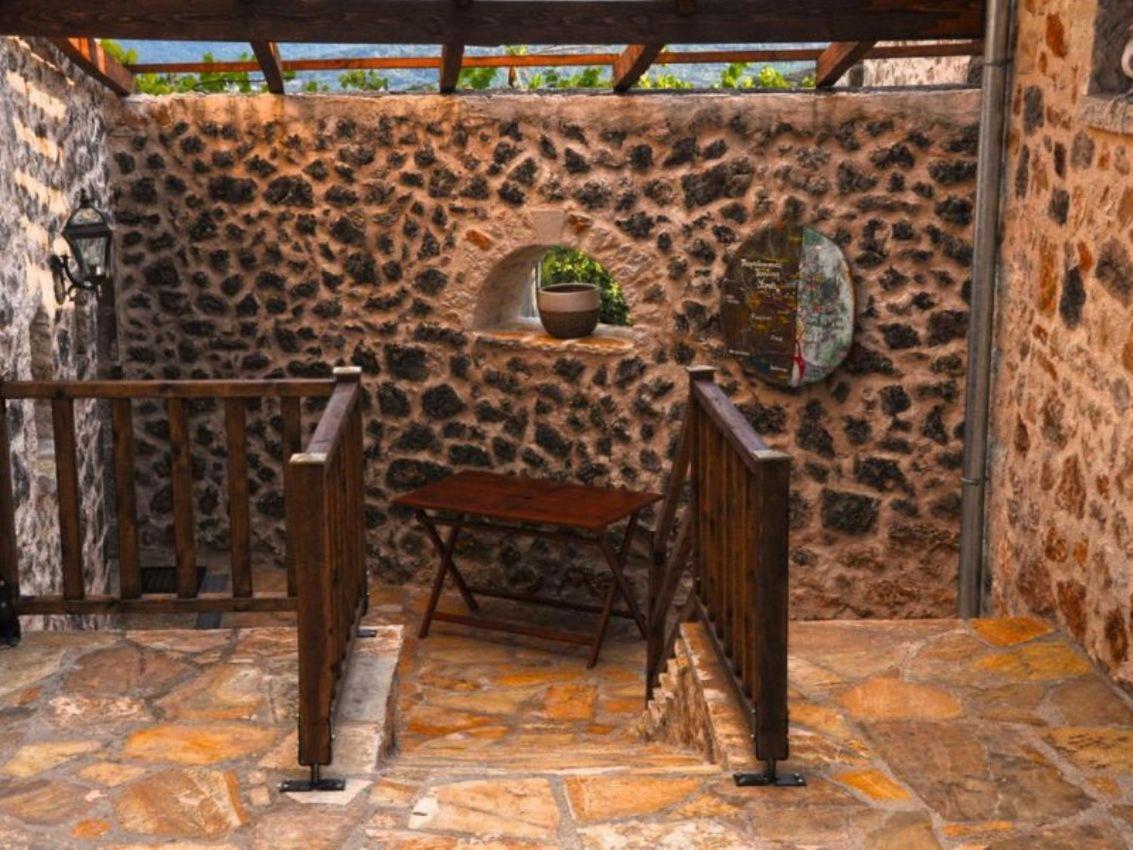 Yono'S Traditional House Ano Ravenia Extérieur photo