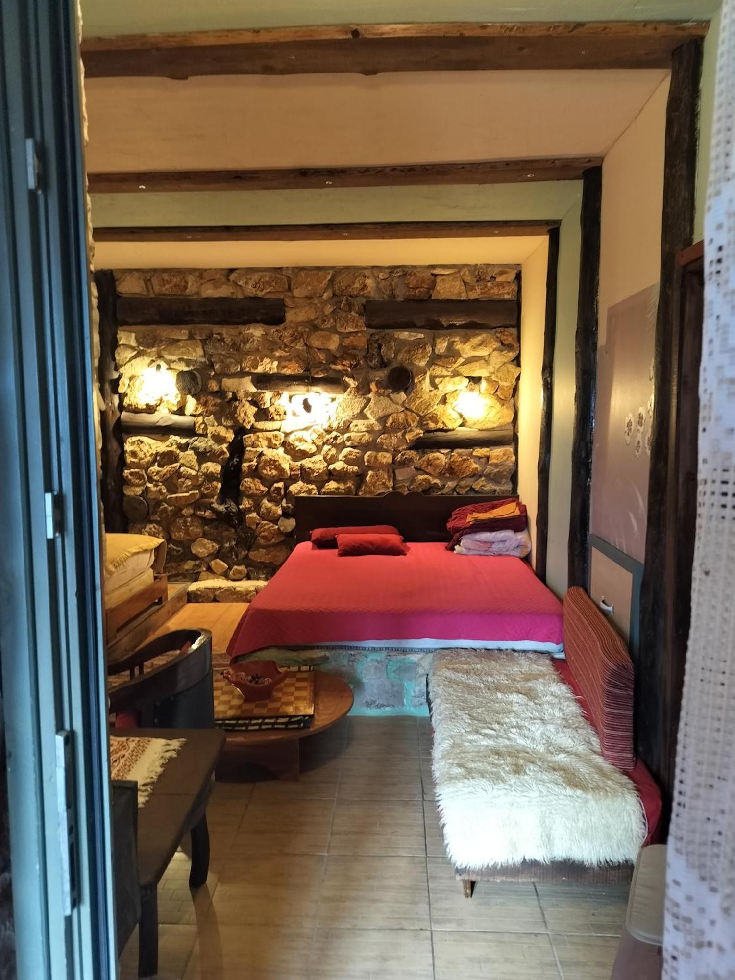 Yono'S Traditional House Ano Ravenia Chambre photo
