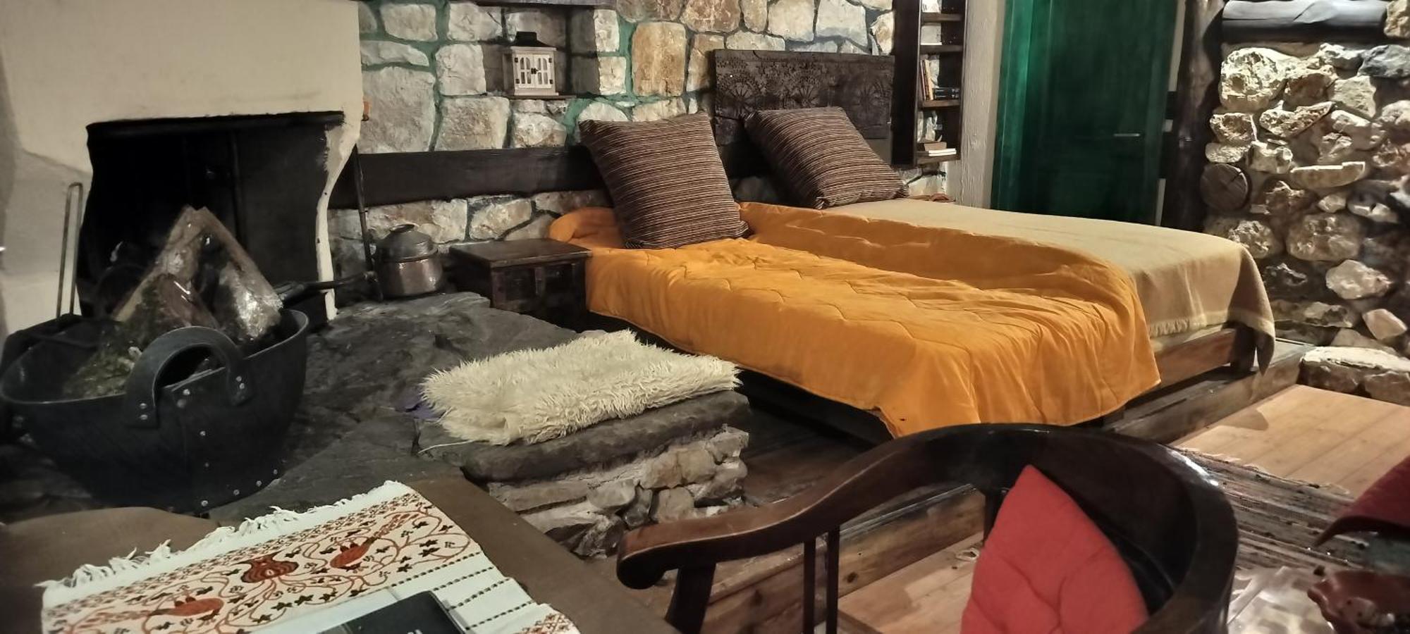 Yono'S Traditional House Ano Ravenia Extérieur photo